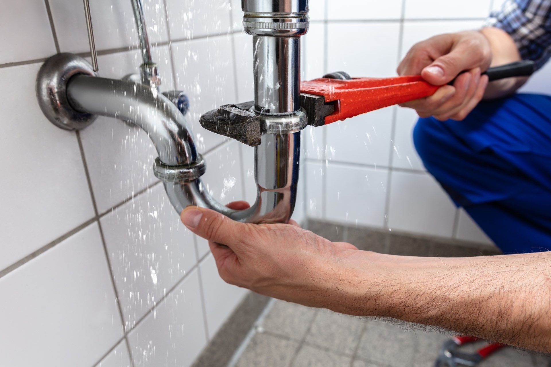 Sanitärmonteur beim Rohrservice