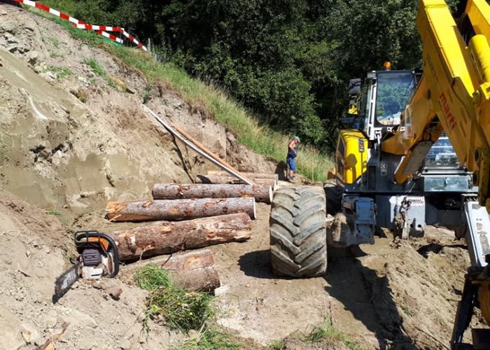 Tiefbau und Bagger im Einsatz